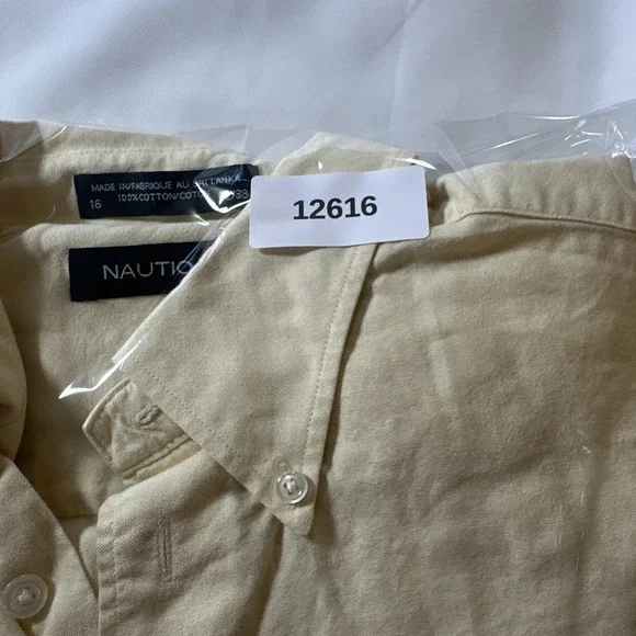 Nautica Yellow Button-Down Oxford Shirt Men's Large Preppy - Picture 8 of 8